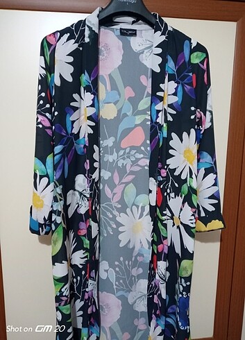 Tasarımcı Çiçekli kimono