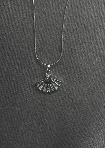Pandora Silver Yelpaze Kolye