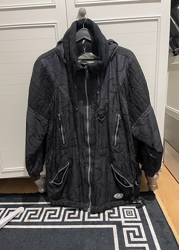 Kadın Kapüşonlu Fermuarlı Streetwear Ceket