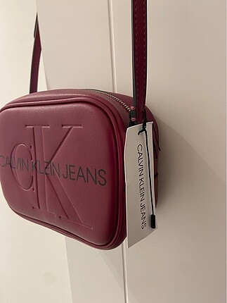 Beden pembe Renk Calvin Klein çapraz çanta