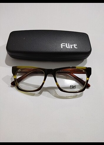 FLİRT OPTİK GÖZLÜK ÇERÇEVESİ