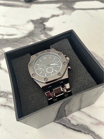 audemars piguet muadili saat