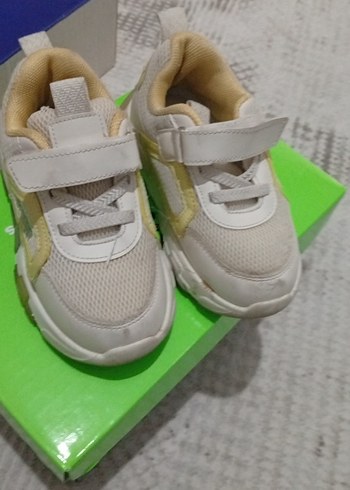 Diğer Kız Çocuk Beyaz Sneaker - Yılan Desenli, Cırtcırtlı