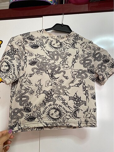 DESENLİ KADIN CROP