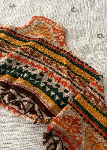 Çok Renkli Desenli crop polar üst - Görsel 2