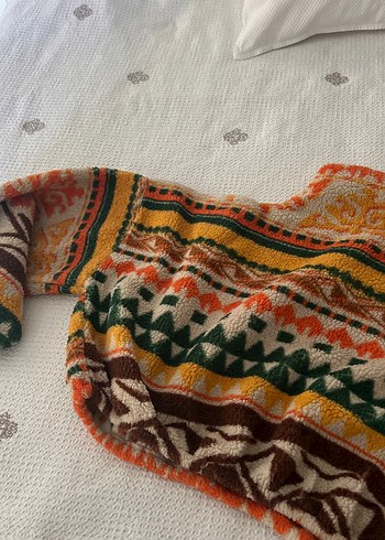 Çok Renkli Desenli crop polar üst - Görsel 3