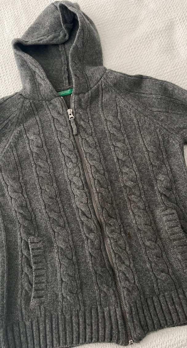 Benetton Gri Kapüşonlu Örgü Hırka - Görsel 4