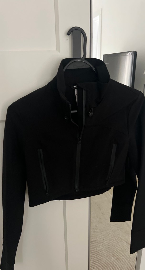 Siyah Fermuarlı Yüksek Yakalı Kadın Ceket - Görsel 2