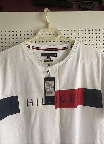 Tommy Hilfiger Erkek T-shirt