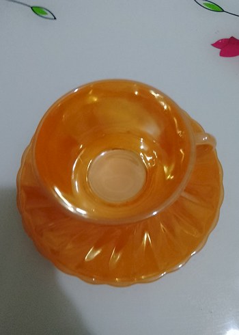 Parlak Turuncu Cam Fincan ve Tabağı