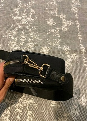 H&M siyah kadın çarpraz çanta 