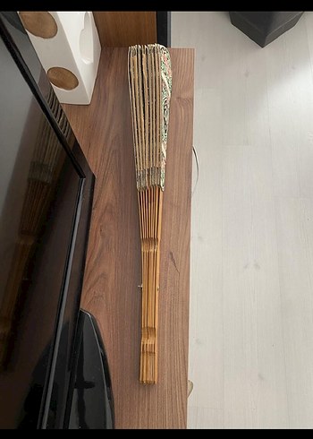 Çiçek ve Arapça Yazılı Dekoratif Yelpaze - Görsel 4