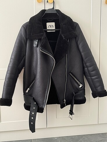 Zara Bıker Ceket