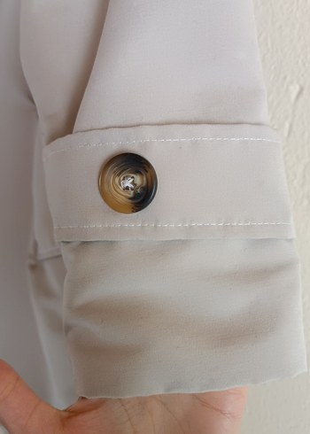 Düğmeli Bej Kadın Trençkot - Görsel 2