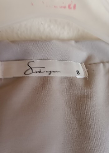 Düğmeli Bej Kadın Trençkot - Görsel 4