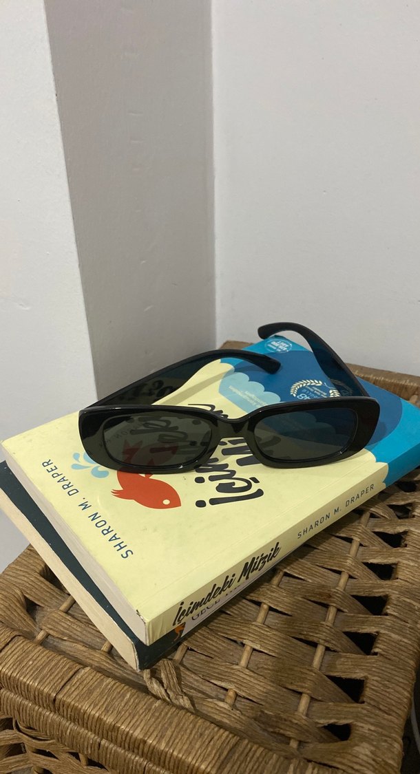 Siyah Kadın Gözlüğü - Görsel 4