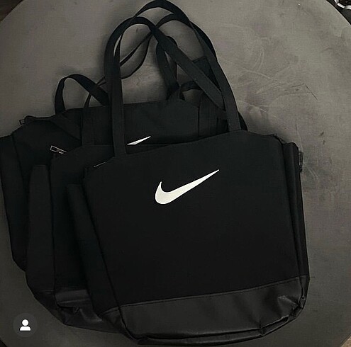 Nike çanta