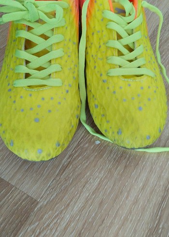 Sarı Yılan Desenli Erkek Futbol Ayakkabısı - Görsel 9