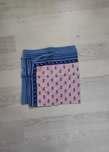 Diğer Pembe ve Mavi Desenli Bohem Kadın Fuları