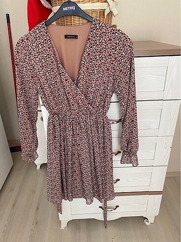 Trendyol & Milla Leopar şifon kemerli elbise