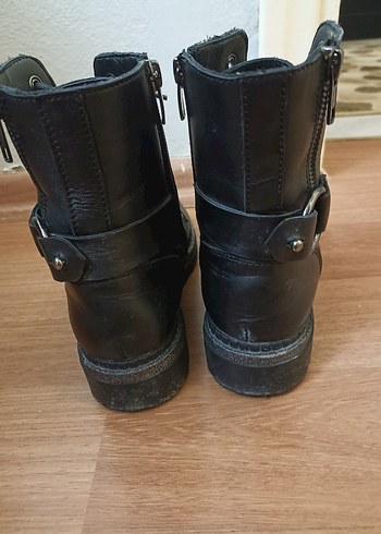 Siyah Deri Bağcıklı  Bot - Görsel 3