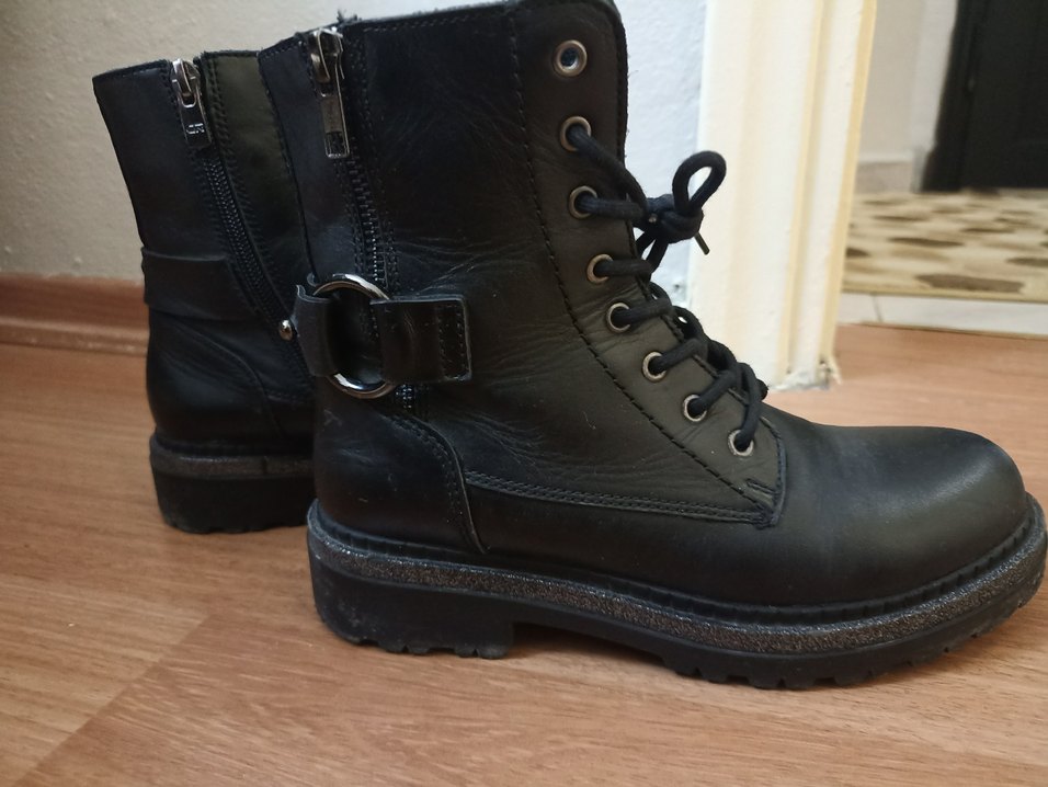 Siyah Deri Bağcıklı  Bot - Görsel 2