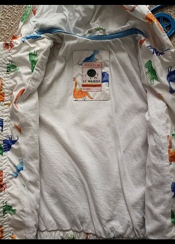 LCW erkek çocuk yağmurluk - Görsel 3