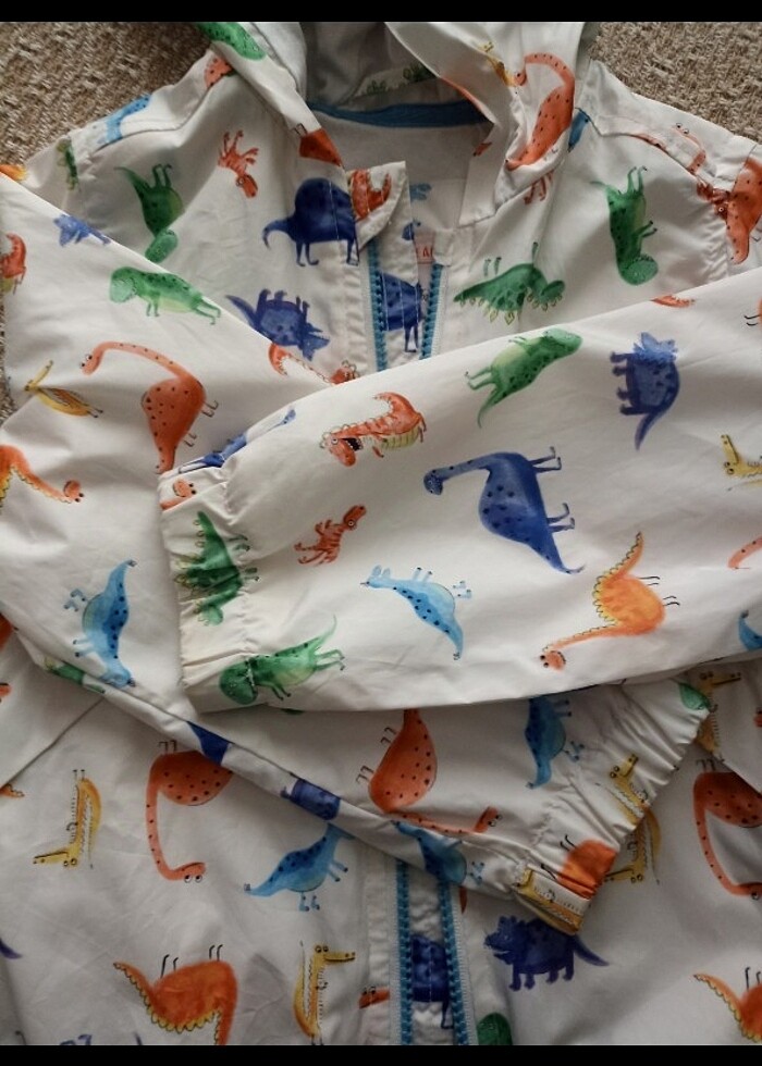 LCW erkek çocuk yağmurluk - Görsel 4