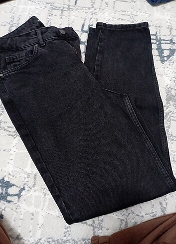36 Beden siyah Renk Siyah mom jean