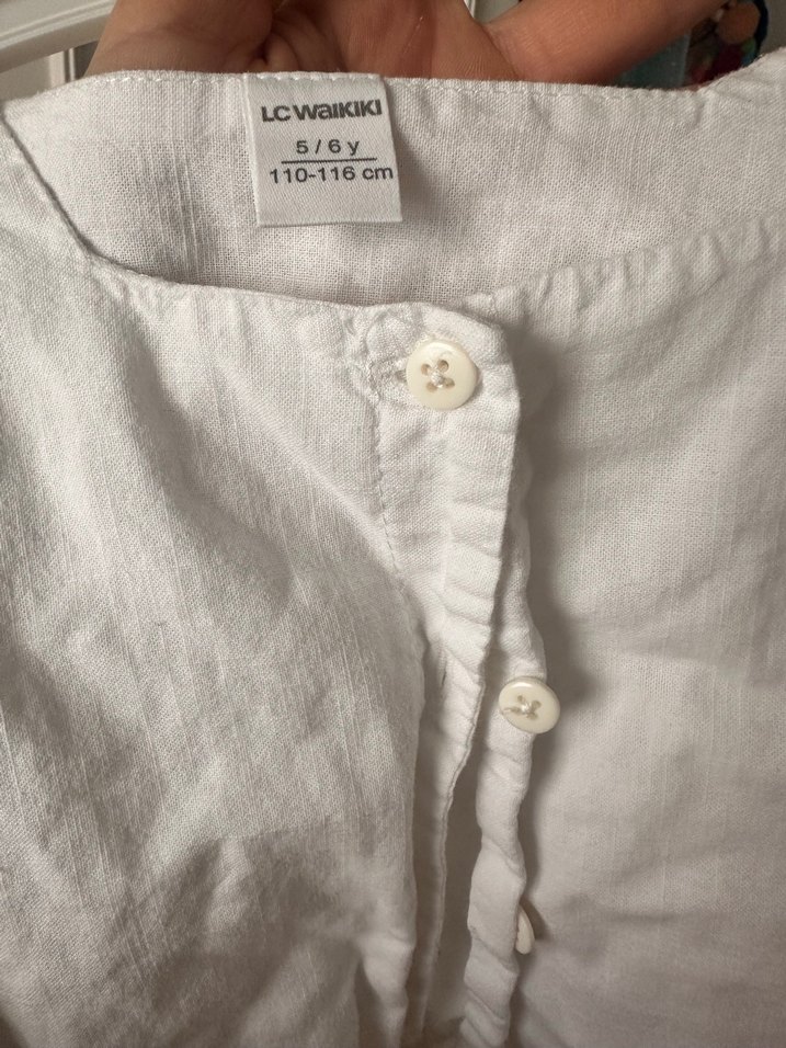 Kız Çocuk Beyaz Keten Düğmeli Bluz - Görsel 3