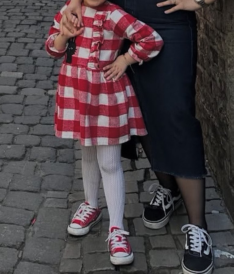 Uzun Kollu Kırmızı Ekose Kız Elbisesi - Görsel 5