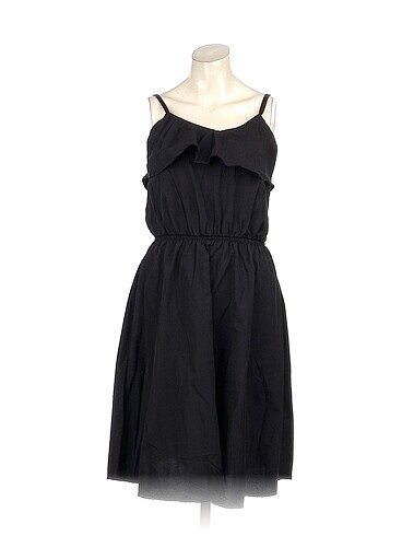 PreLoved Kısa Elbise %70 İndirimli.