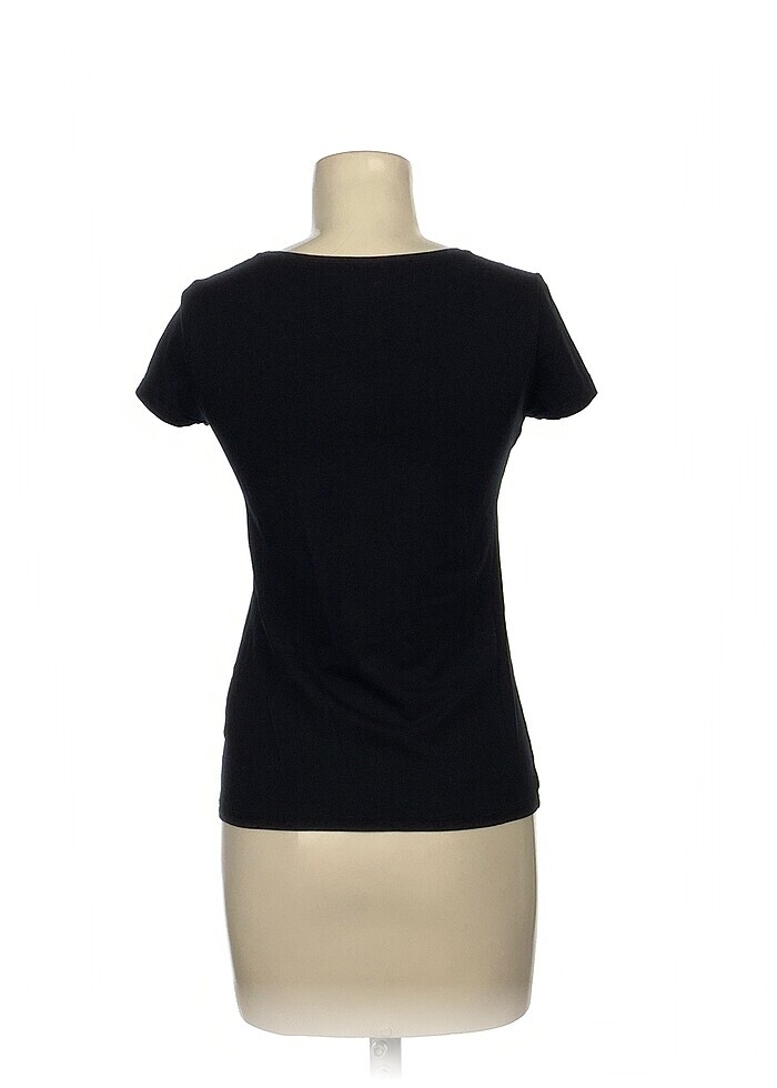 H&M T-shirt %70 İndirimli. - Görsel 3
