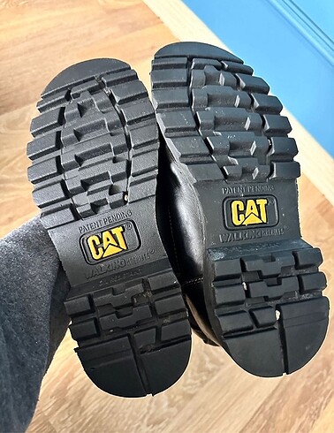 39 Beden siyah Renk Cat bot