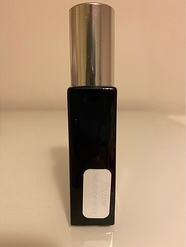 Elie saab parfum intense muscent