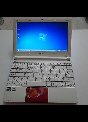Acer laptop d270