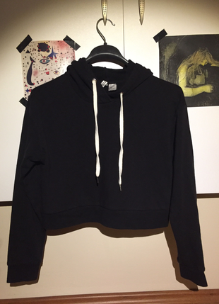 Cropped sweatshirt