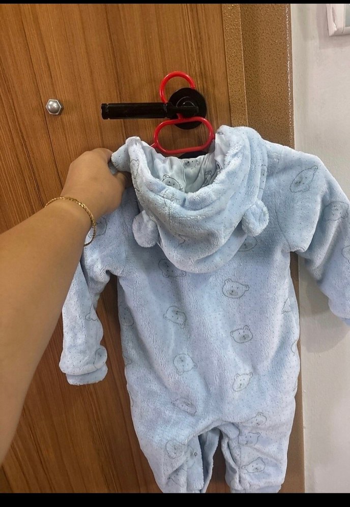 Gri Bebek Tulumu Kapüşonlu ve Düğmeli - Görsel 2