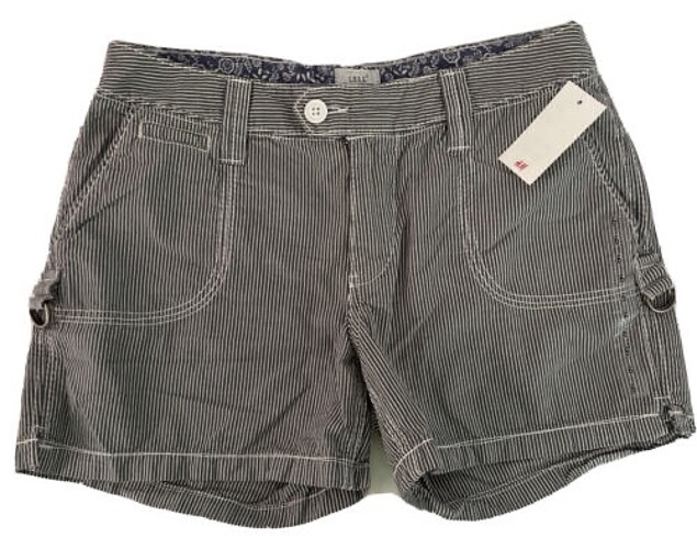 H&M çizgili şort