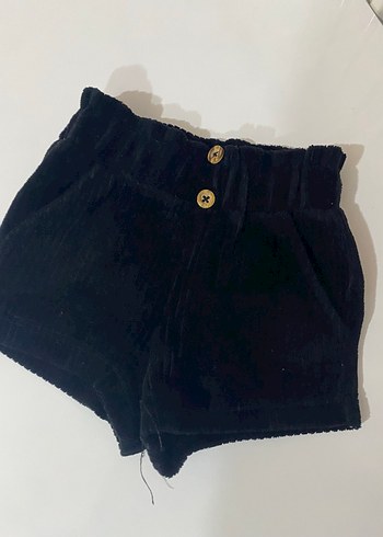 Düğmeli Siyah Mini bebek Şort