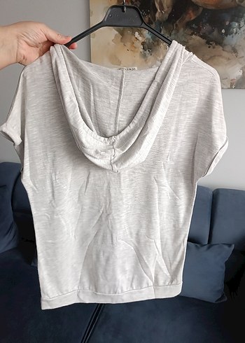 Bej V Yaka Kısa Kollu Kadın Tişört - Görsel 3