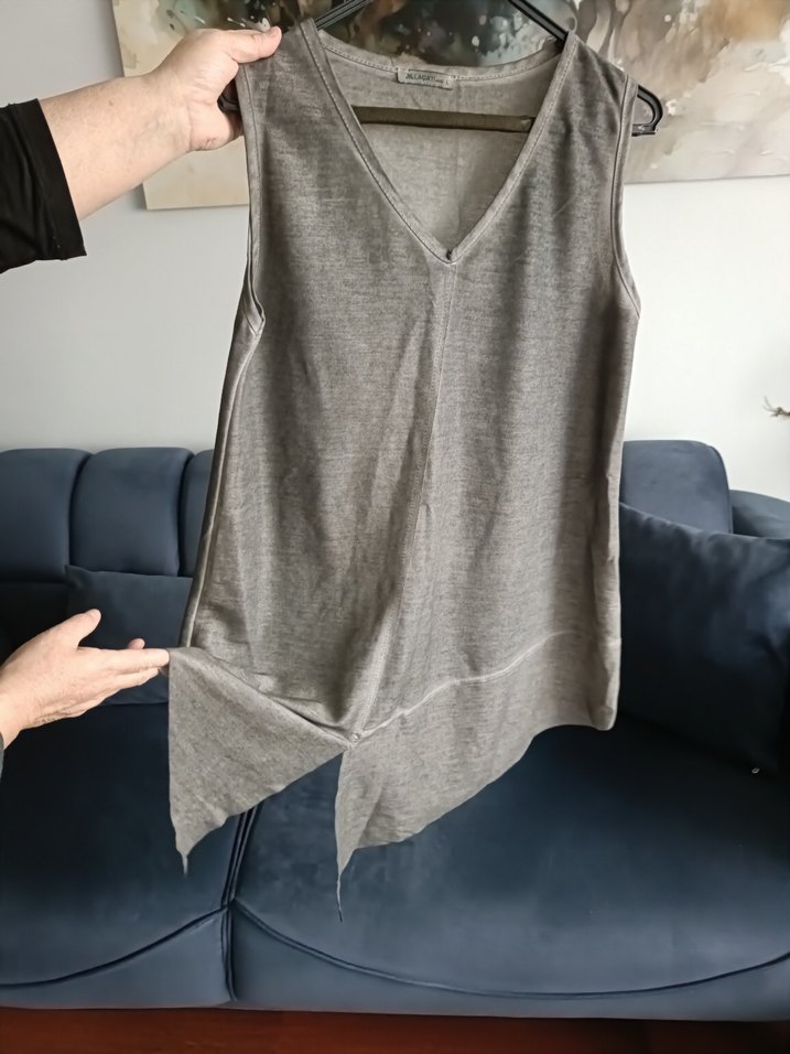 Gri V Yaka Kolsuz Kadın bluz - Görsel 3