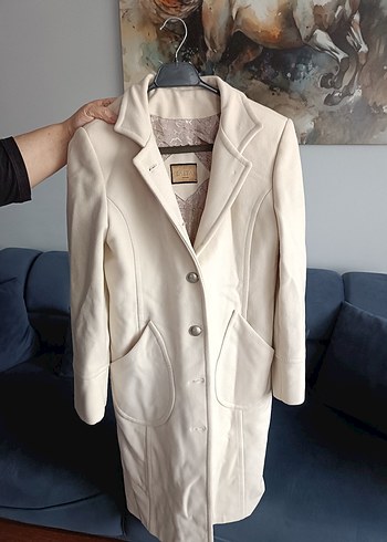 Düğmeli Krem Kadın Kaban - Görsel 3
