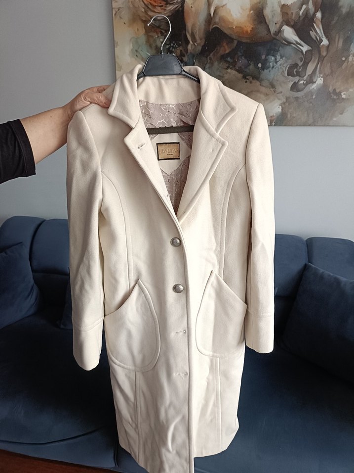 Düğmeli Krem Kadın Kaban - Görsel 3