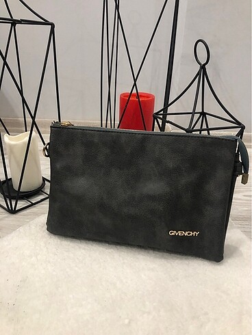 İster günlük ister abiye Clutch çanta