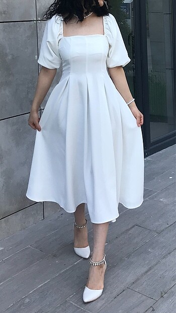 balon kol beyaz midi elbise