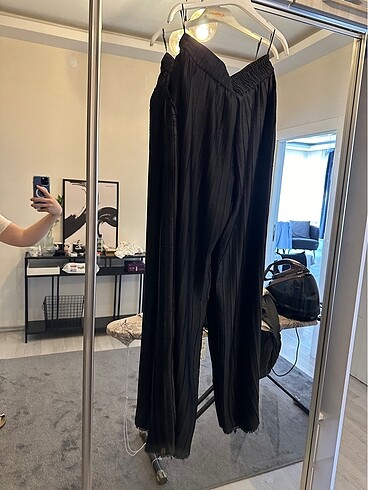 ZARA PANTOLON