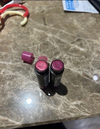 Burt's Bees Burts bees tinted lip balm