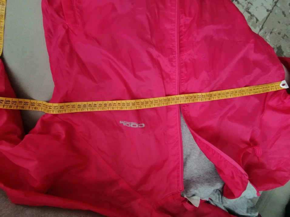 Kapüşonlu Pembe Yağmurluk - Görsel 4