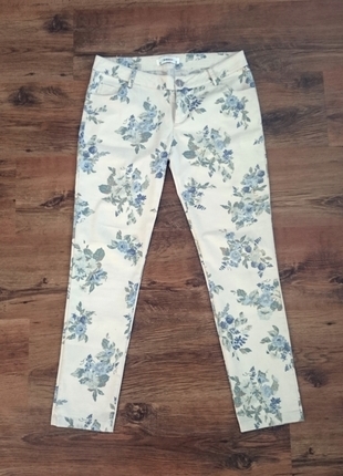 Small (mex 26) beden çiçek desenli rahat pantalon 